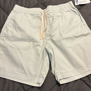 Old navy built in flex shorts 9in
